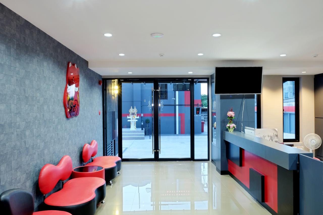 Aparthotel Avenue Residencia Nakhon Si Thammarat Exterior foto